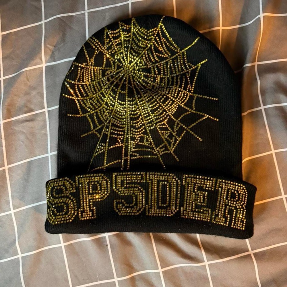 SP5DER Black and Gold Beanie